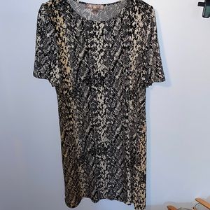 Alexandra + Oak Dress Large 👗